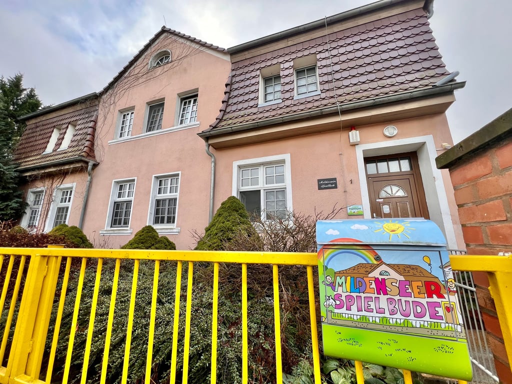 Bislang ist die Kita "Spielbude" in diesem Haus in Dessau-Mildensee untergebracht.
