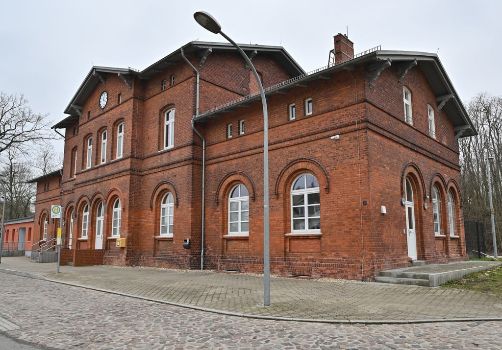 Das Gebäude vom Bahnhof Seelow beherbergt das neue Museum „Geschichtsstation Seelow/Mark“.