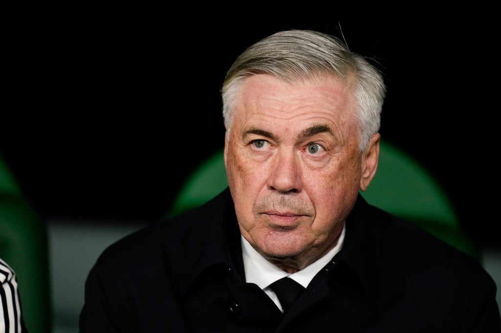 Der brasilianische Nationaltorwart Ederson hat die Gerüchte um einen möglichen Wechsel von Real-Madrid-Trainer Carlo Ancelotti nach Brasilien weiter angeheizt.
