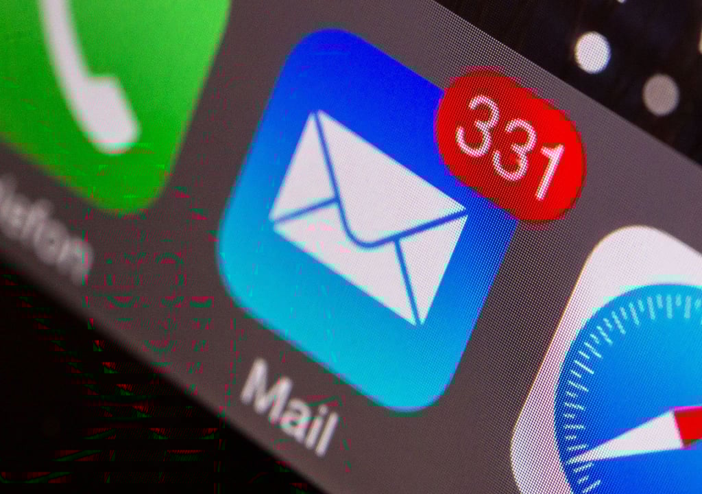 Zu viele E-Mails, die im Job auf Sie warten? Dann kann es sinnvoll sein, Wichtiges von weniger Dringendem zu trennen - und zwar mit Hilfe einzelner Unterordner.