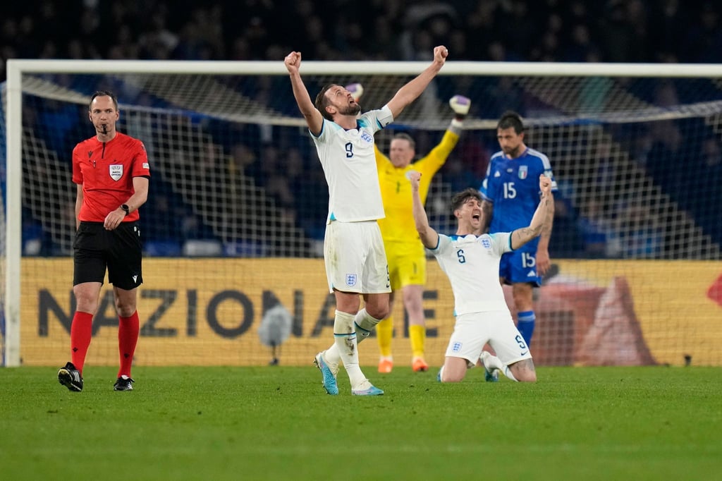 Englands Harry Kane jubelt über den Sieg gegen Italien.