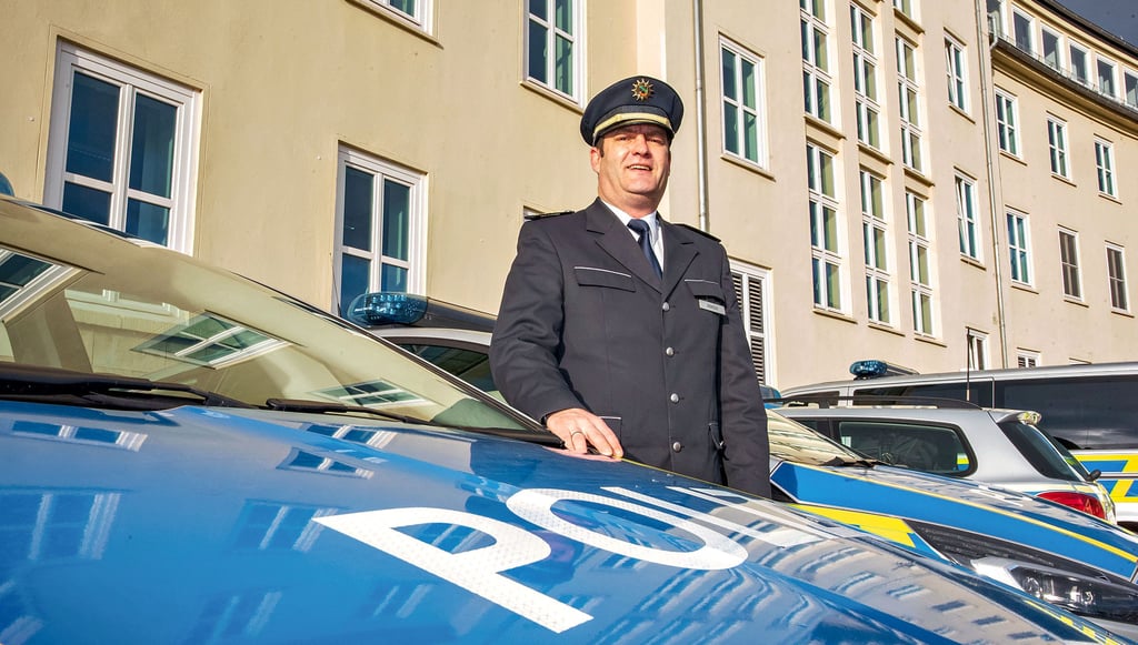 Marcus Benedix leitet das Dessau-Roßlauer Polizeirevier in der Wolfgangstraße. Nun wurden die neuen Kriminalitätszahlen veröffentlicht.