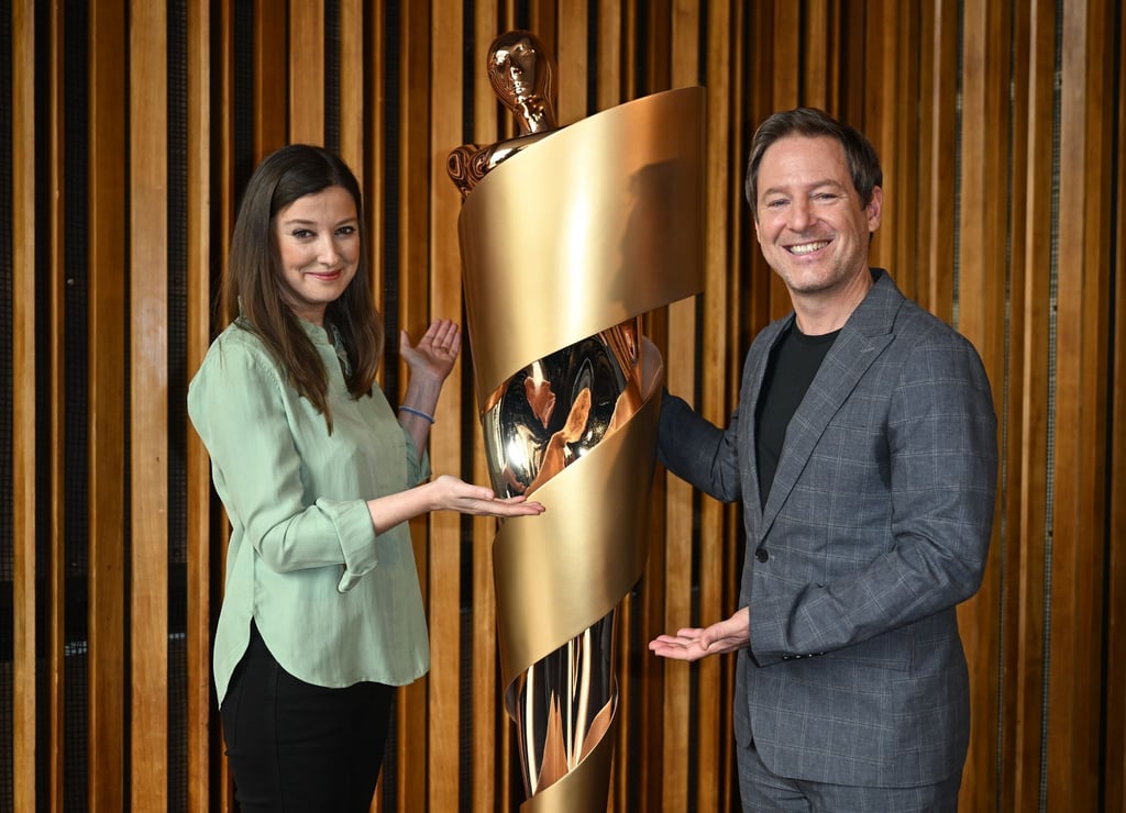 Schauspielerin Alexandra Maria Lara und Regisseur Florian Gallenberger bei der Bekanntgabe der Nominierungen für den Deutschen Filmpreis 2023.