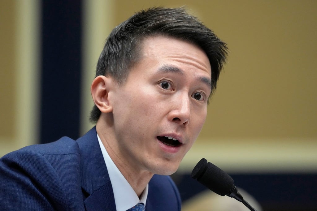 Tiktok-CEO Shou Zi Chew sagt über die Datenschutz- und Datensicherheitspraktiken der Plattform aus.
