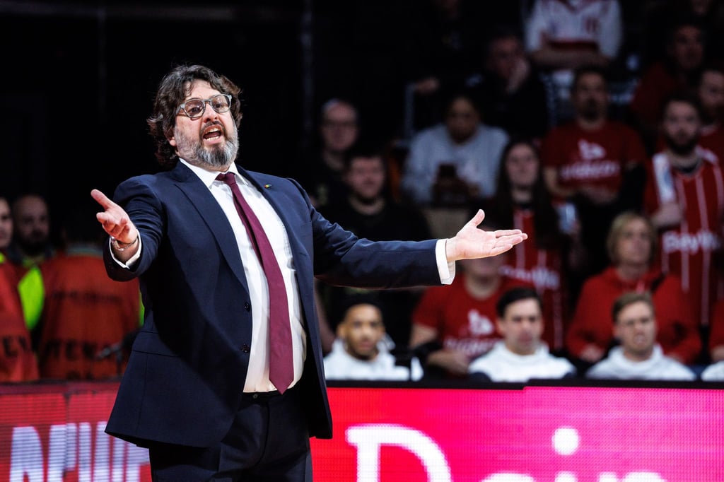 Verpasste mit Bayerns Basketballer die Playoffs in der Königsklasse: Coach Andrea Trinchieri.