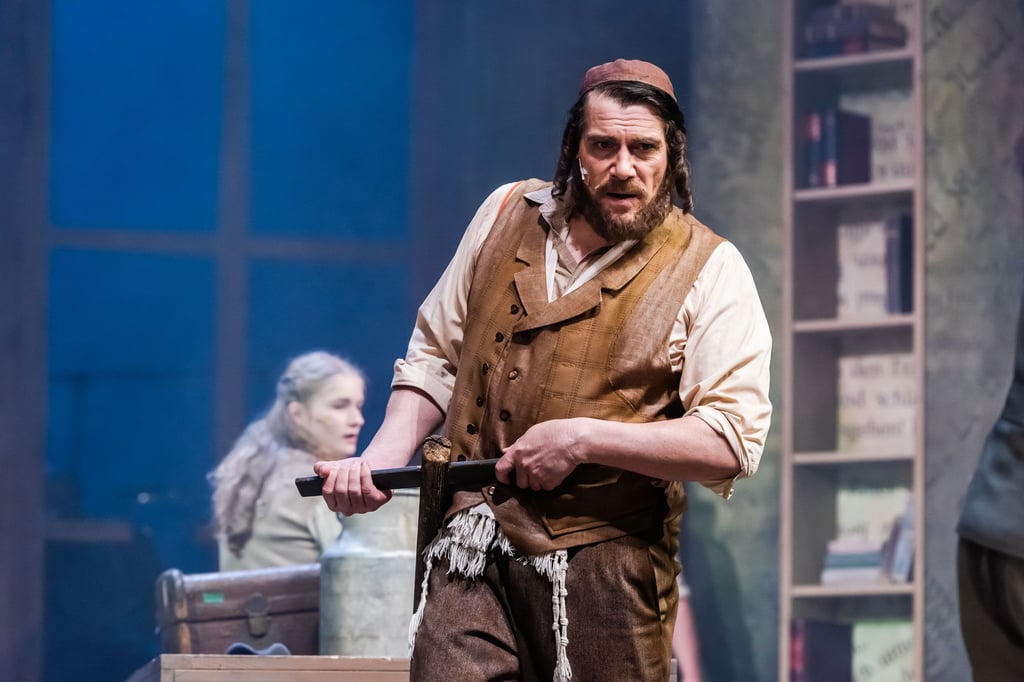 Das Musical "Anatevka" wird im Magdeburger Opernhaus gezeigt.