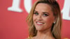 Reese Witherspoon kommt zur Weltpremiere von „Your Place Or Mine“ in Los Angeles.