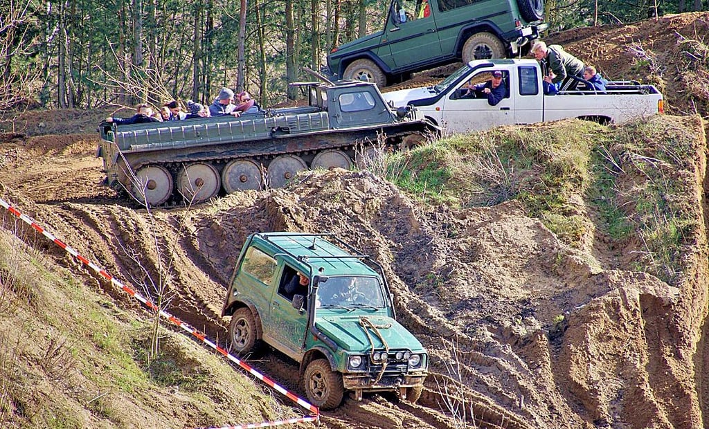 Teilnehmer aus ganz Deutschland strömten am Sonnabend zum 16. Allrad- und Offroad-Treffen nach Wischer.