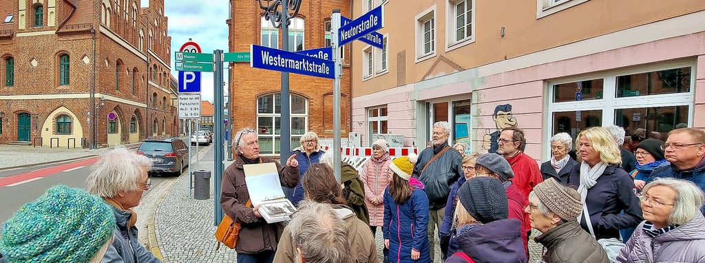 Das Salzwedeler Amtsgericht war eine der Stationen der Stadtwanderung auf den Pfaden von Albert Wande.