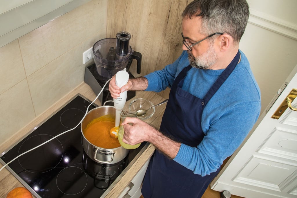 Bevor Sie einen Stabmixer kaufen, sollten Sie sich überlegen, was Sie damit pürieren oder mixen wollen.