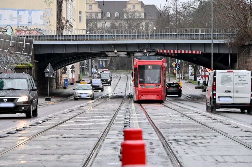 Blick in die Hallische Straße in Magdeburg.