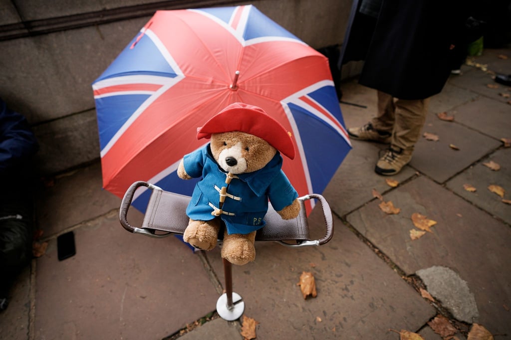 Fans des berühmten Paddington-Bären sollen im Laufe des Jahres in der britischen Hauptstadt in dessen fiktive Welt eintauchen können.