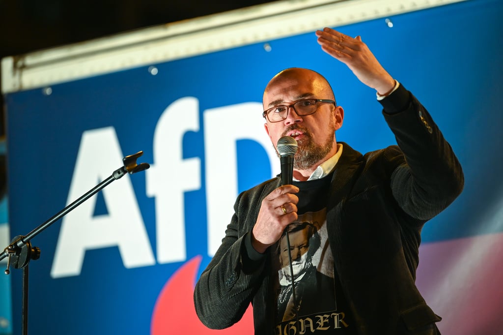AfD-Kreischef Hans-Thomas Tillschneider sieht Sven Ebert in der Opferrolle.