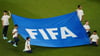 Die FIFA hat Indonesien die U20-WM entzogen.