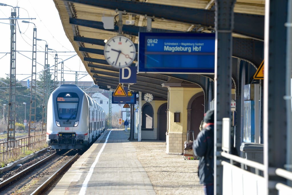Die Züge hatten eine Dreiviertelstunde Verspätung.
