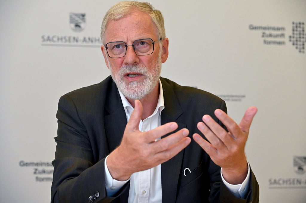 Sachsen-Anhalts Staatsminister Rainer Robra (CDU) fordert von den Öffentlich-Rechtlichen Zurückhaltung.