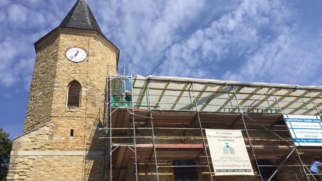 Seit dem vergangenen Sommer war die Schadelebener Kirche eingerüstet. Nun steht sie wieder frei.