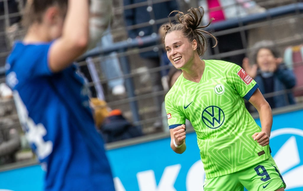 Ewa Pajor ist weiter davon überzeugt, dass sie in dieser Saison mit dem VfL Wolfsburg das Triple gewinnen kann.