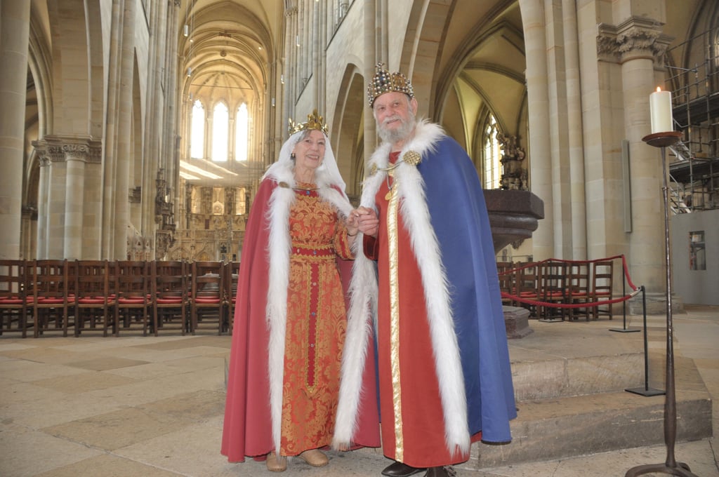 Kaiserin Adelheid und Kaiser Otto I. (Annemarie-Ute Jannaschk und Eberhard Jannaschk) im Dom zu Magdeburg.