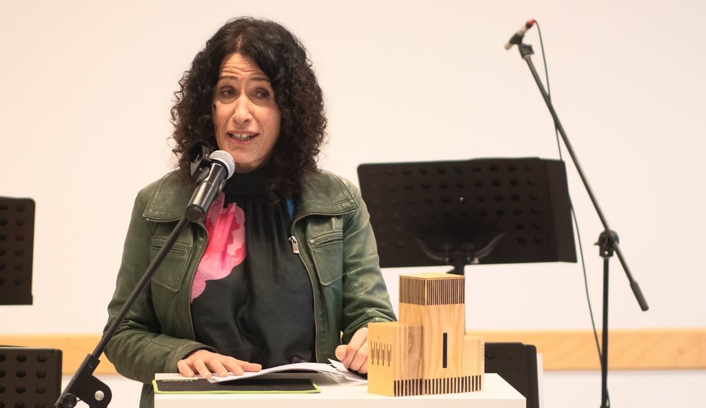 Bettina Jarasch (Bündnis 90/Die Grünen), Bürgermeisterin in Berlin, spricht beim multireligiösen Fastenbrechen des House of One im Campus der Wilhelmstadtschulen in Spandau.
