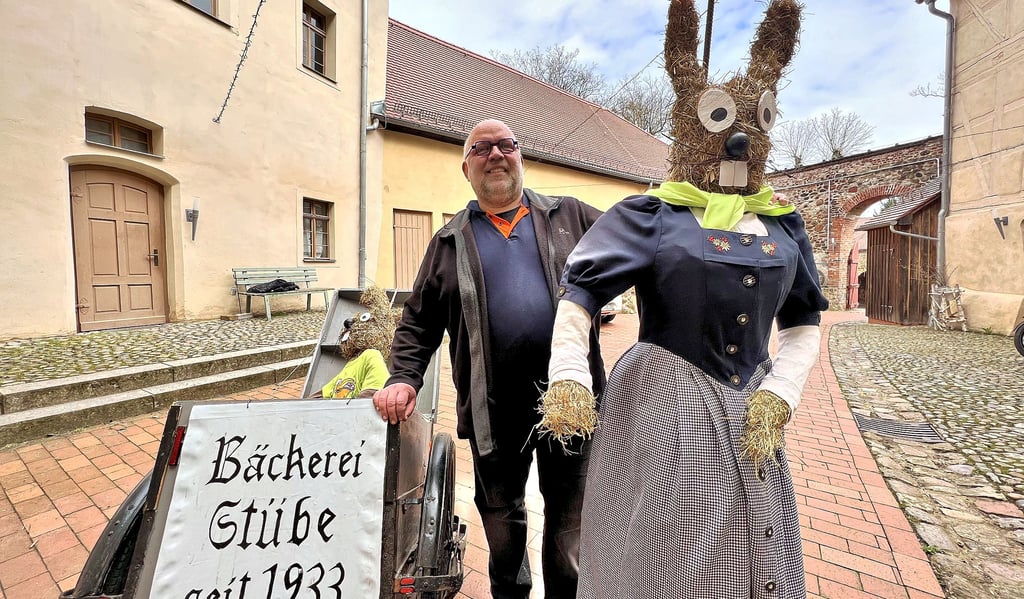 Der Osterhase steht für Samstag bereit, sagt Torsten Vollert vom Burgverein in Roßlau.