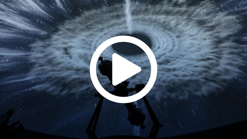 Im Sternensaal des Planetariums in Halle sind durch 360-Grad-Videoprojektoren dreidimensionale Reisen zu Planeten und in ferne Galaxien möglich.