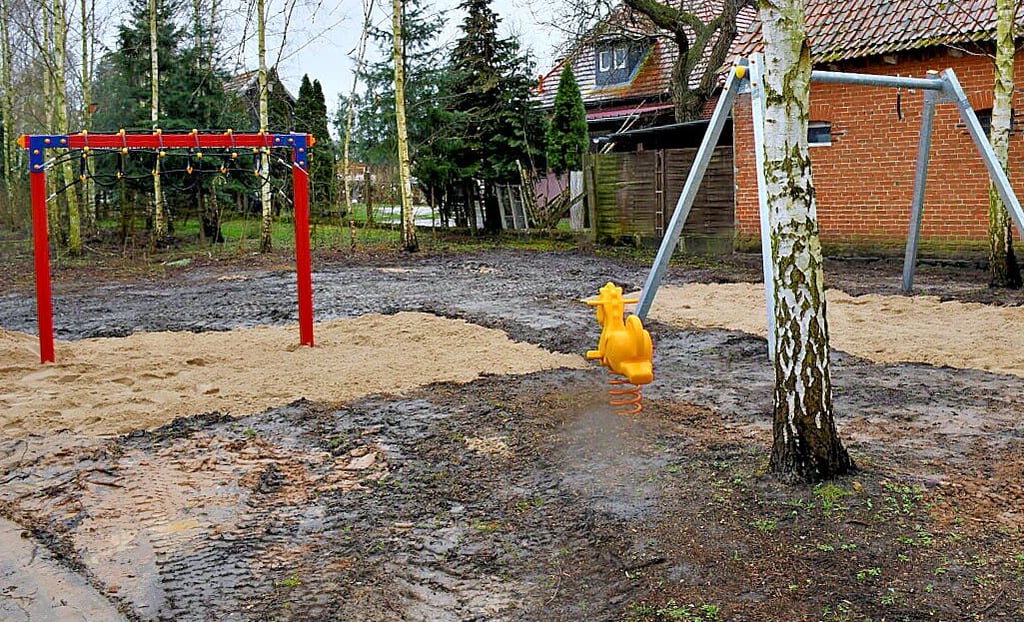 In Genzien entstand ein komplett neuer öffentlicher Spielplatz. So etwas gab es in dem Dorf bislang nicht.