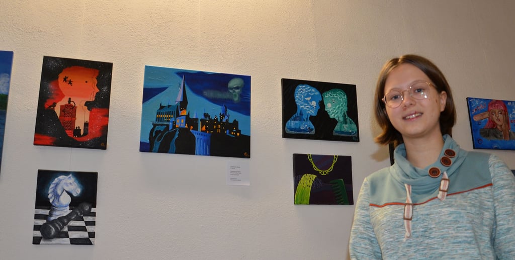 Die junge Zerbsterin Charlotte Olexy holte mit ihren drei von Harry Potter inspirierten Bildern den Publikumspreis beim Wettbewerb „Junge Kunst in Anhalt“.