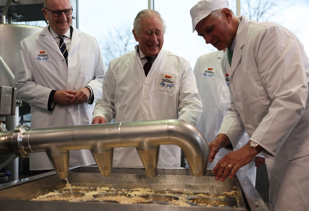 Das Kälbchen-Streicheln fiel aus, aber für die Käserherstellung war Zeit.