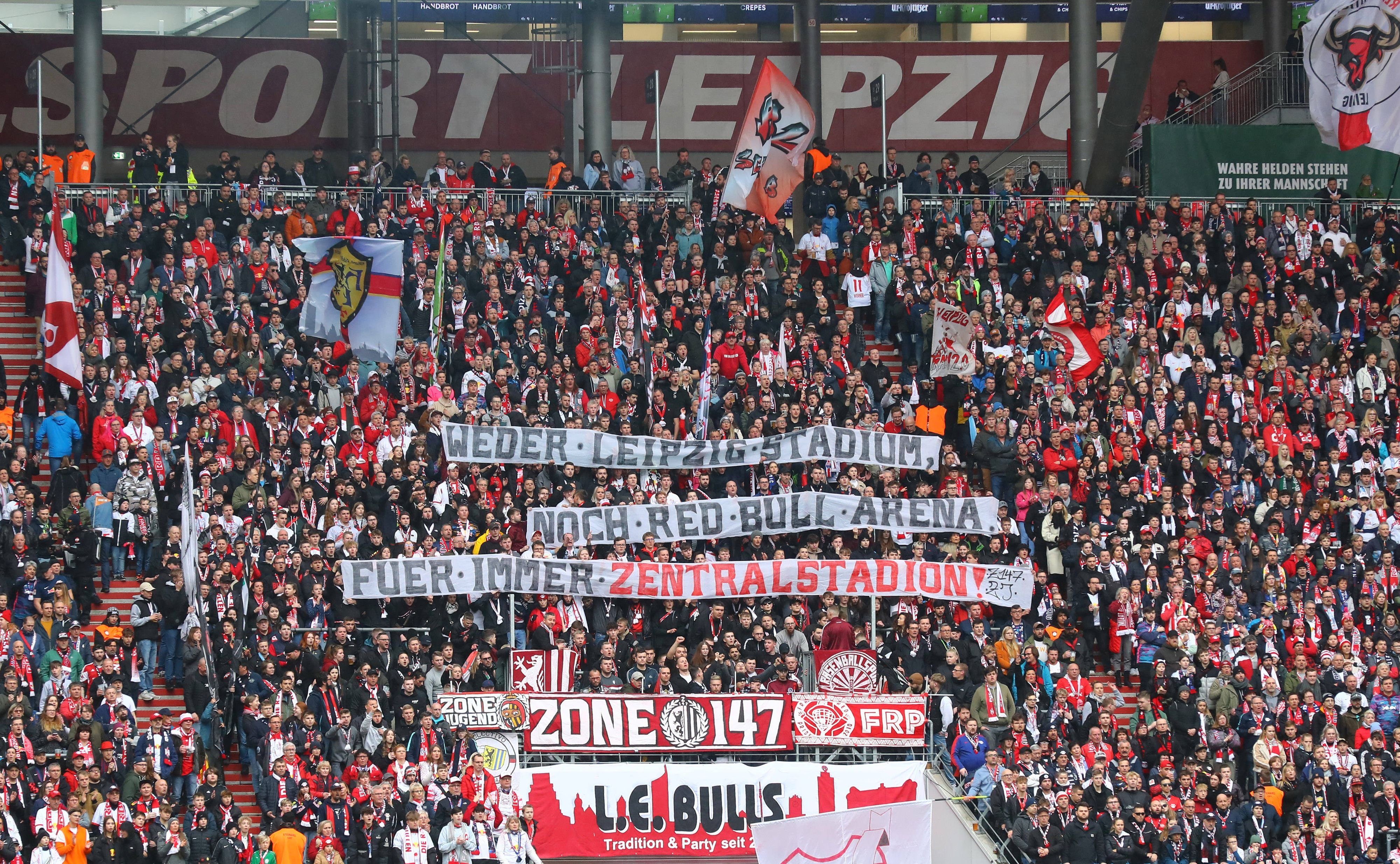 RB Leipzig: Ultra-affine Fans Protestieren Gegen Stadionnamen