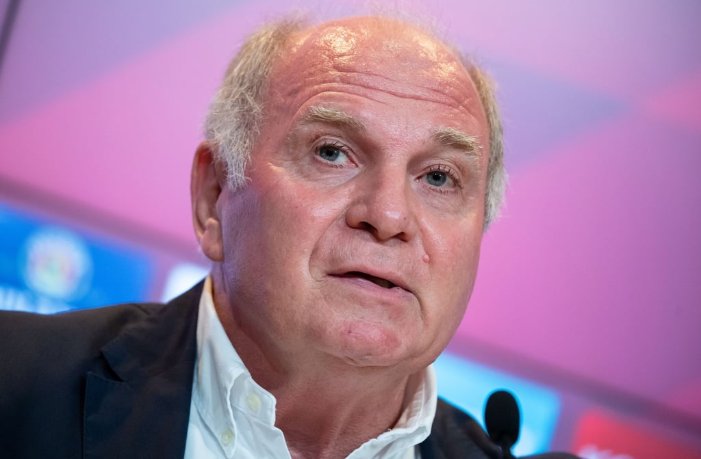 Uli Hoeneß, Ehrenpräsident des FC Bayern München, sieht den neuen Trainer als „Ideallösung“.