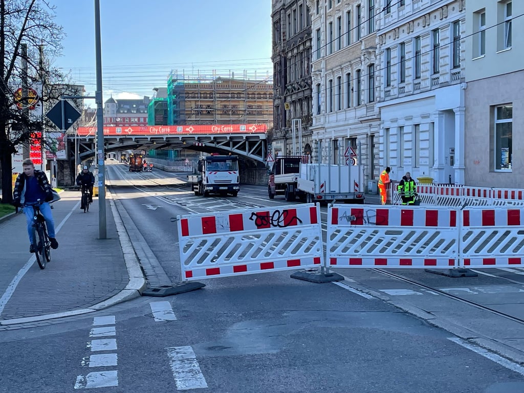 Magdeburg Sperrt Zwei Weitere Brücken Diese Umleitungen Retten Ihren Tag - 688azlr