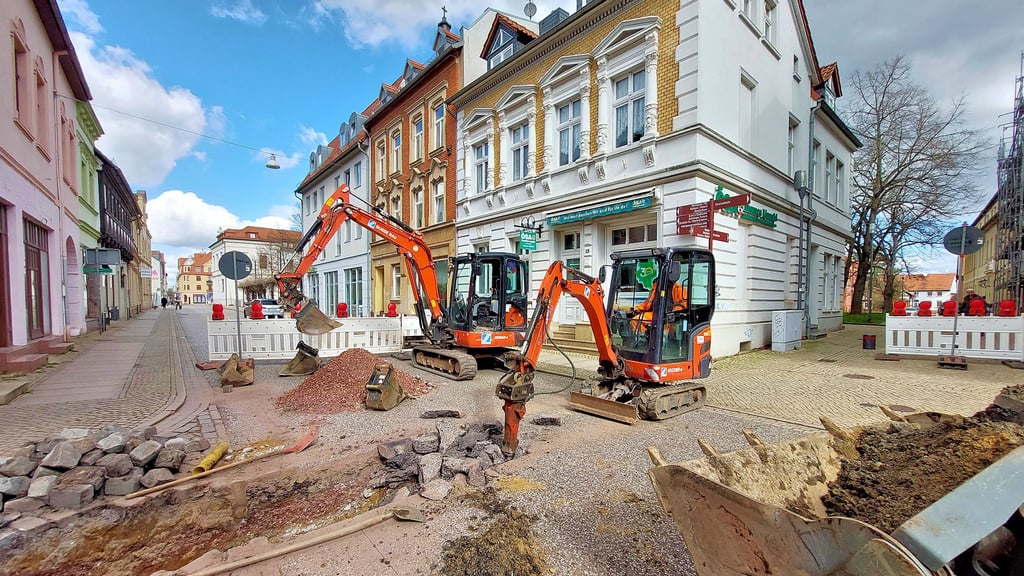 Besonders laut geht es auf Baustellen zu, wie hier in der Magdeburger Straße.
