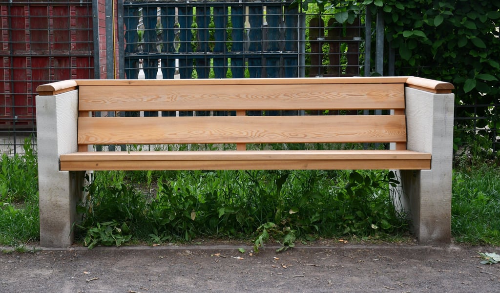 Im Magdeburger Stadtteil Diesdorf wird, wie in vielen anderen Stadtteilen auch, über Orte für Sitzbänke nachgedacht.