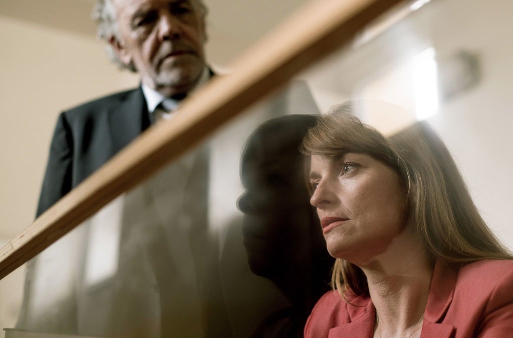 Dominique (Ina Paule Klink) ist die Chefin von Borchert (Christian Kohlund).