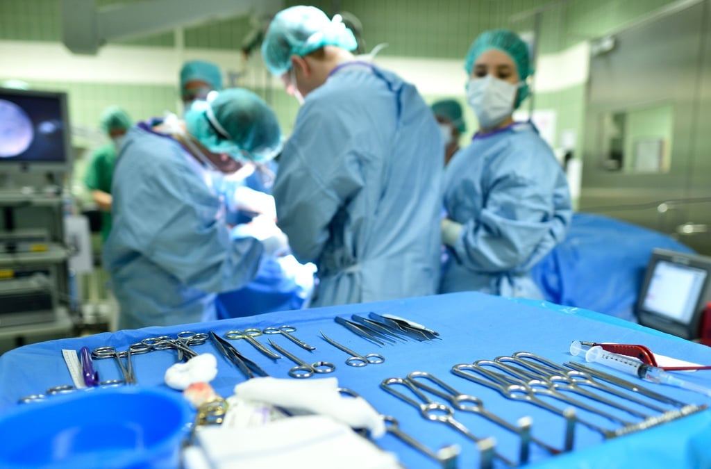 Ein Operationssaal in der HNO-Klinik des Universitätsklinikums Mannheim (Symbolbild).