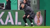 Trainer Marco Rose zeigt an der Seitenlinie vollen Einsatzfür RB Leipzig.