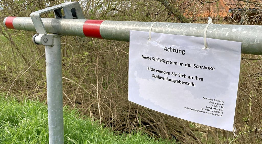An der Schranke am Raßnitzer See gibt es ein neues Schließsystem.