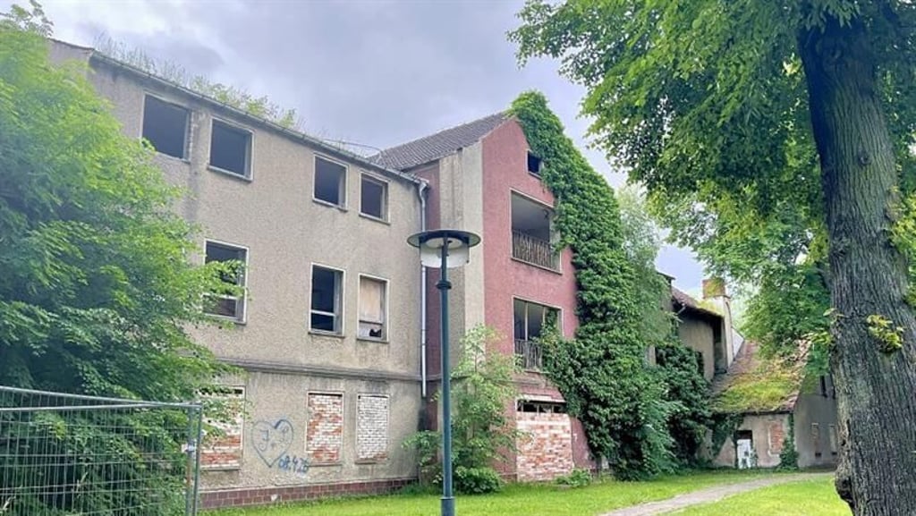 Das ehemalige Internat der EOS in Tangerhütte.