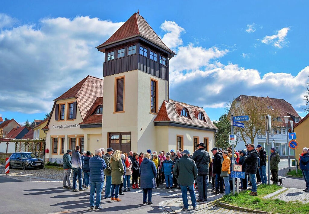 Die alte Feuerwache in Wanzleben war die zweite Station, an der Tino Bauer Geschichte und Geschichten vermittelte.