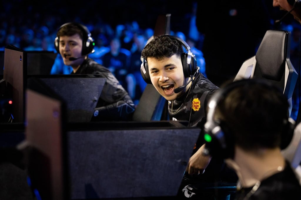 KCorp gewinnt das Rocket League Winter-Major Finale nach einem taktischen Timeout.