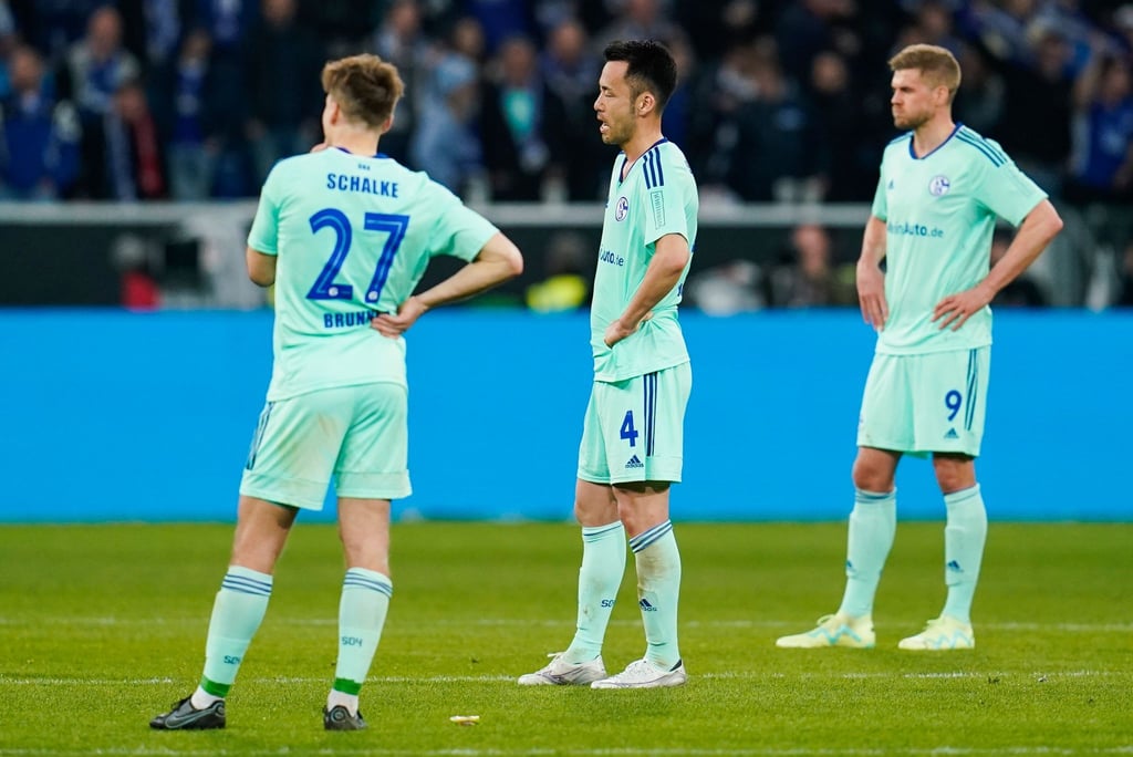 Für Schalke 04 wird die Luft im Abstiegskampf immer dünner.