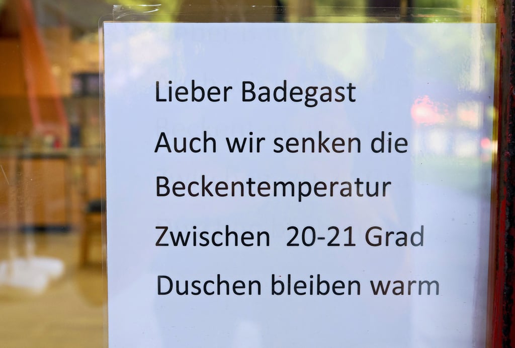 Dank ihrer Sparmaßnahmen reduzierten viele Kommunen in Sachsen-Anhalt ihren Stromverbrauch. Wegen der höheren Preise am Energiemarkt stiegen aber die Ausgaben.