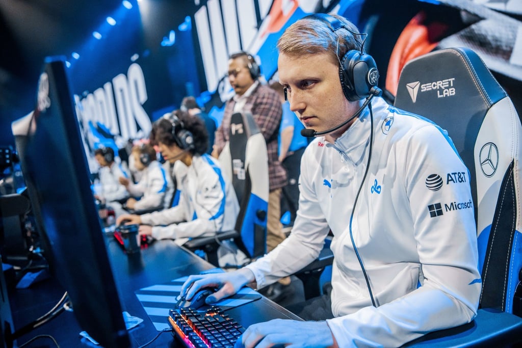 Cloud9 hat Golden Guardians im LoL LCS-Finale geschlagen, während T1 in der LCK überraschend verlor.