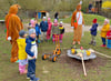 Die Osterhasen statteten allen gemeindeeigenen Kindertagesstätten, hier in Bergzow, einen Besuch ab. 