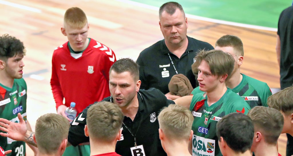 Hat seine erste Saison als Cheftrainer der SCM-Youngsters in der 3. Liga Ost hinter sich: Christoph Theuerkauf. Der 38-Jährige erreichte mit seiner Mannschaft den siebten Tabellenplatz und damit den vorzeitigen Klassenerhalt.
