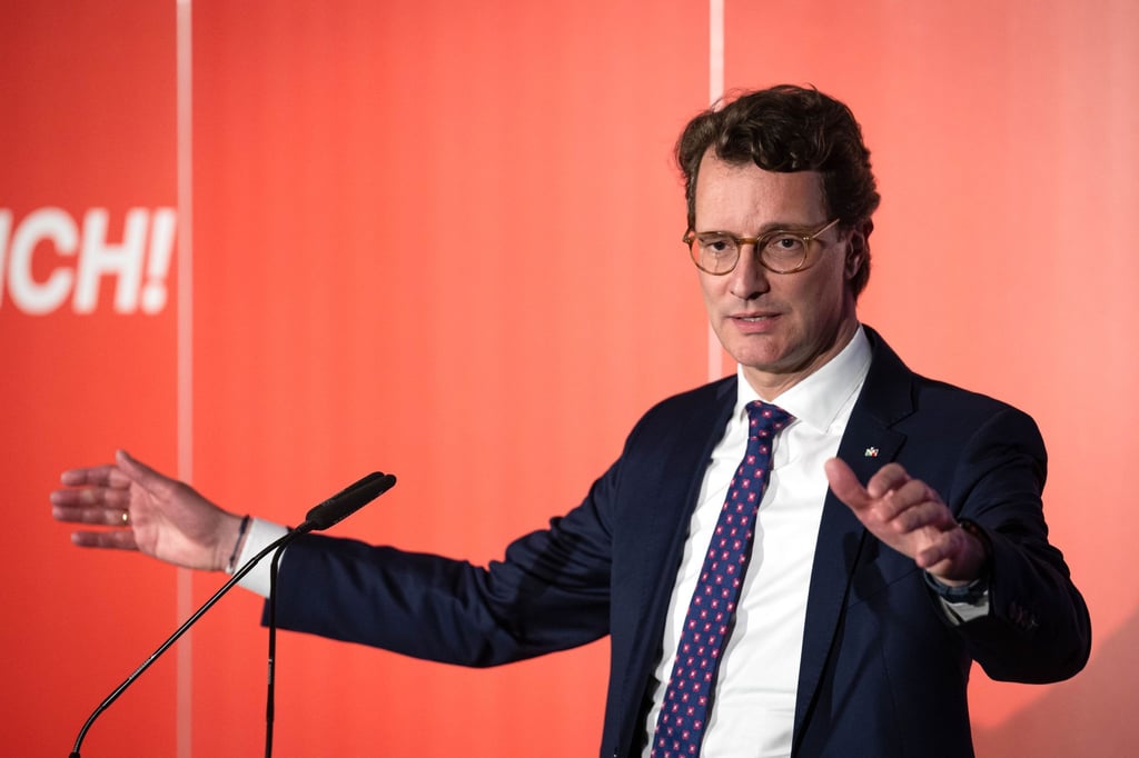 Hendrik Wüst (CDU), Ministerpräsident von Nordrhein-Westfalen, spricht.