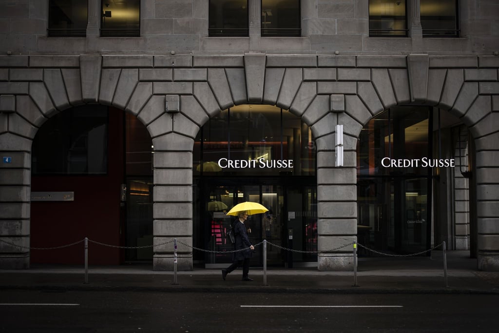 Eine Übernahme der zweitgrößten Schweizer Bank Credit Suisse durch UBS ist die bedeutendste Bankenfusion in Europa seit der Finanzkrise vor 15 Jahren.