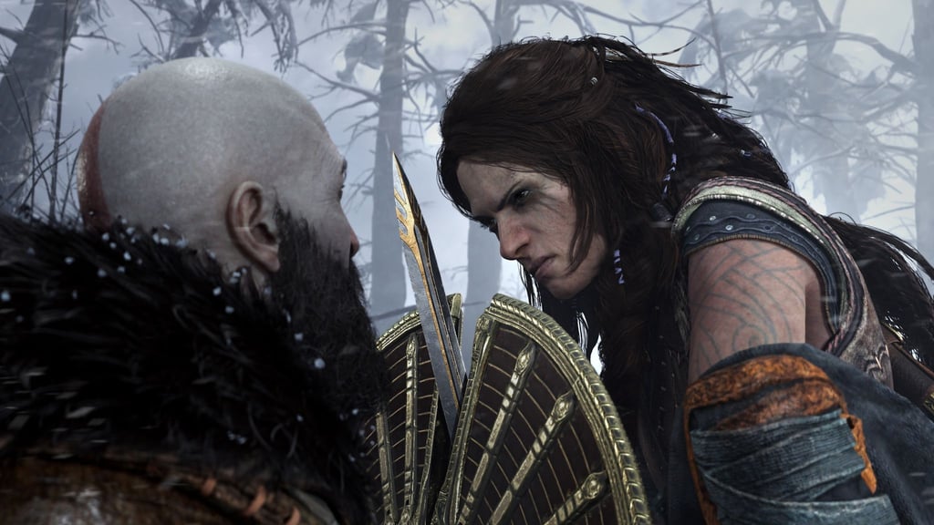 „God of War Ragnarök“ ist sehr explizit. Kratos spaltet Schädel, teilt die Körper seiner Gegner in der Mitte durch, Blut spritzt ohne Ende. Nichts für Minderjährige.