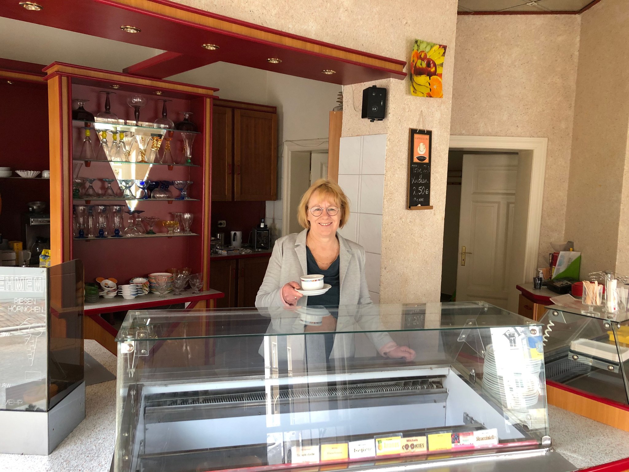 Seit 2022 geschlossen Eiscafé „Am Markt“ in Teuchern droht das Aus